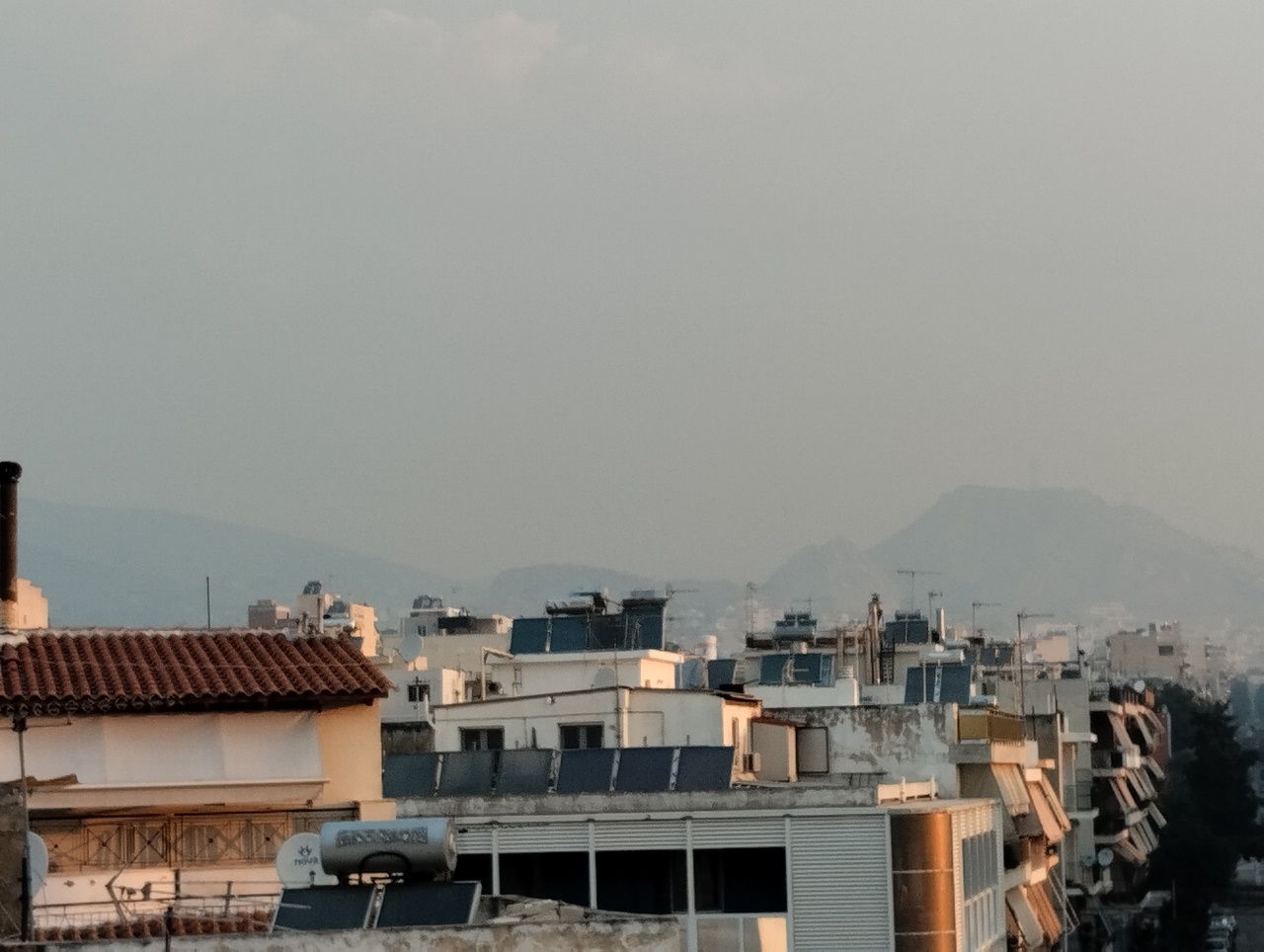 κορυδαλλος καπνος φωτια Αντιγραφή